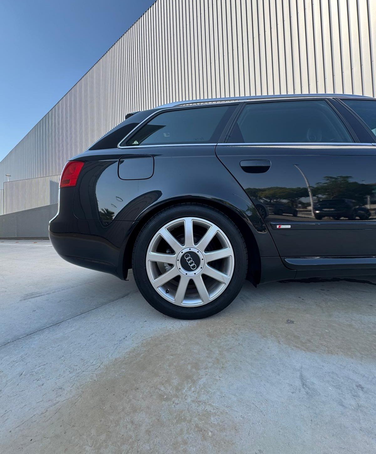 AUDI A4 2.0 tdi s-line 