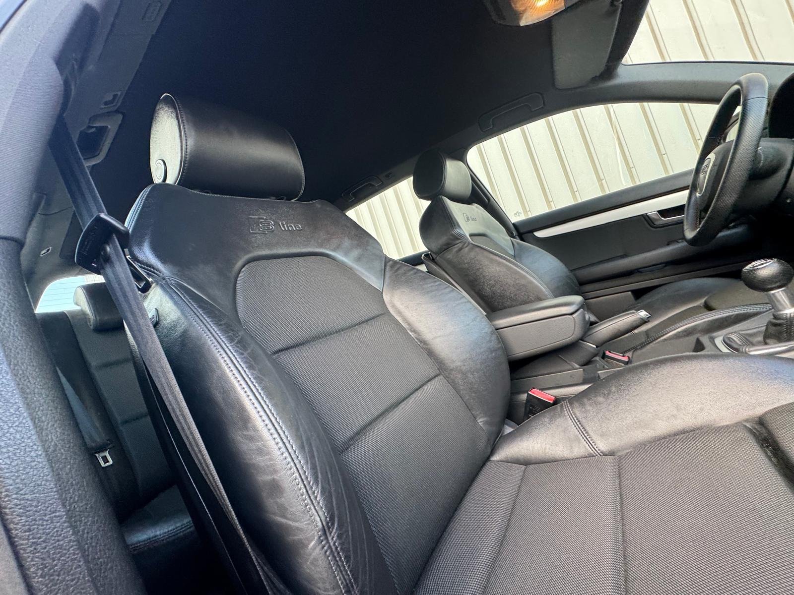 AUDI A4 2.0 tdi s-line 