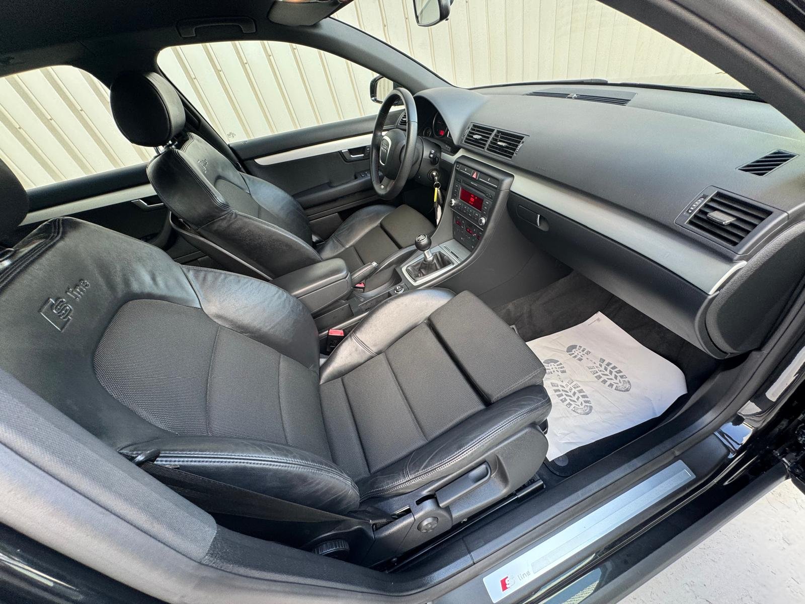 AUDI A4 2.0 tdi s-line 