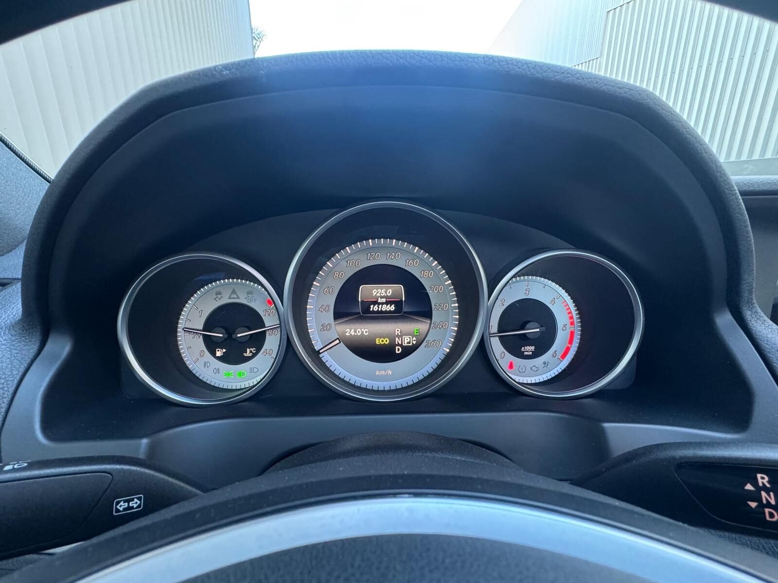 MERCEDES-BENZ Clase E