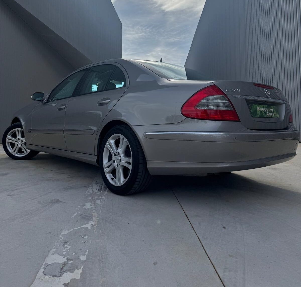 MERCEDES-BENZ E-class 220 CDI 