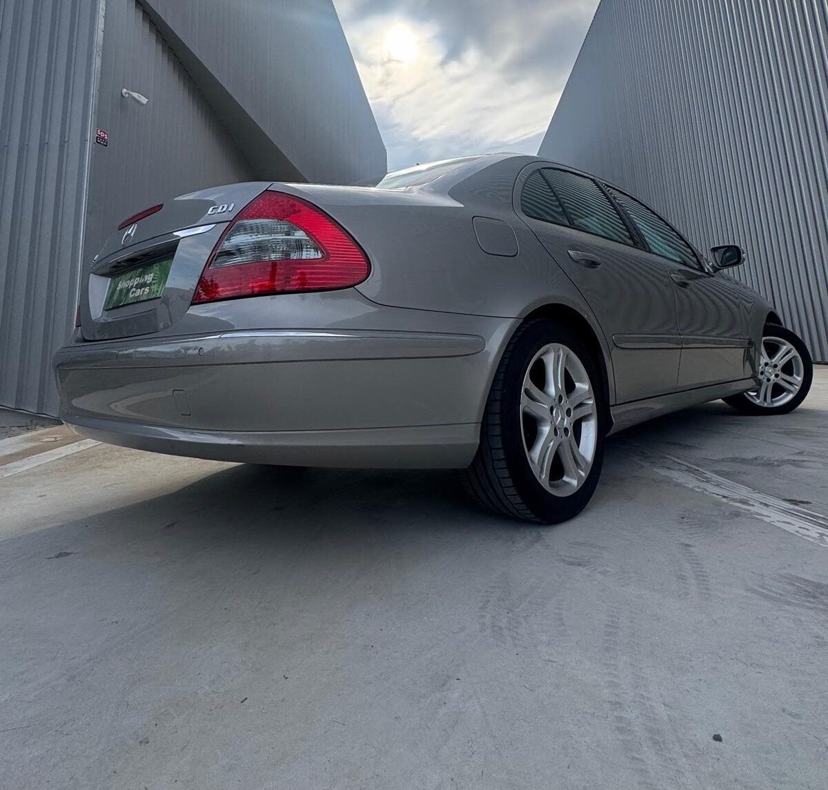 MERCEDES-BENZ E-class 220 CDI 