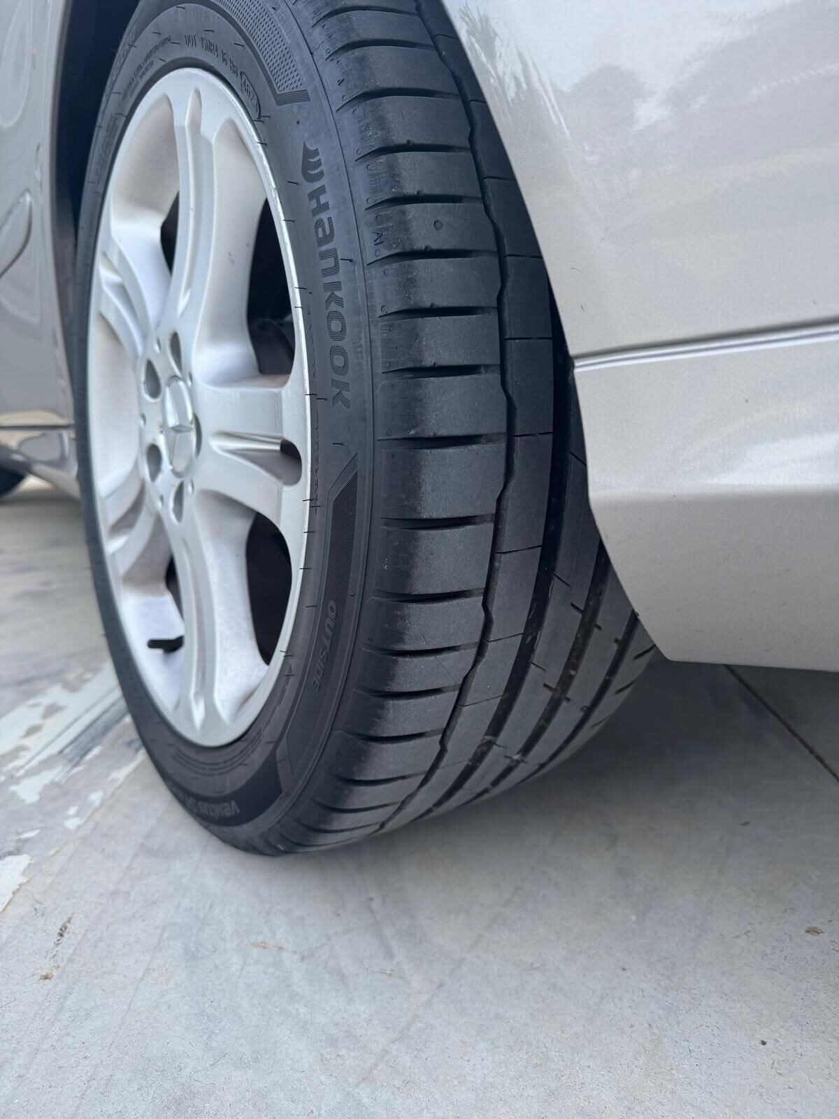 MERCEDES-BENZ E-class 220 CDI 