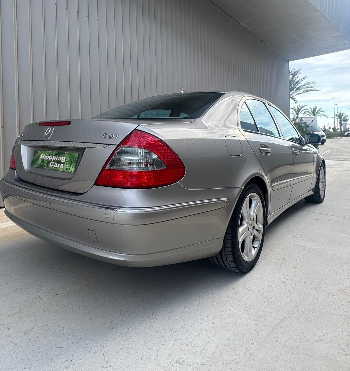 MERCEDES-BENZ E-class 220 CDI 