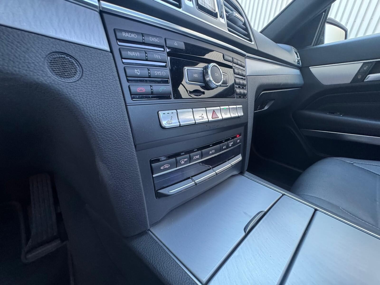 MERCEDES-BENZ Clase E