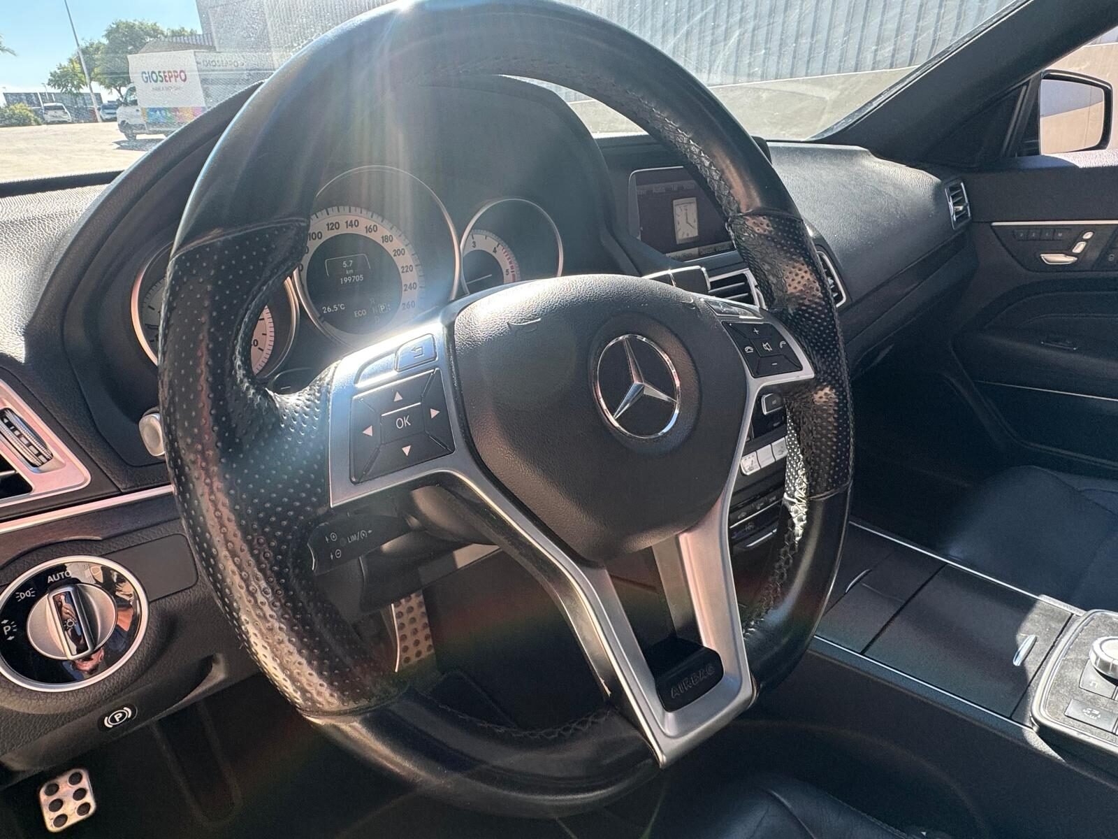 MERCEDES-BENZ Clase E