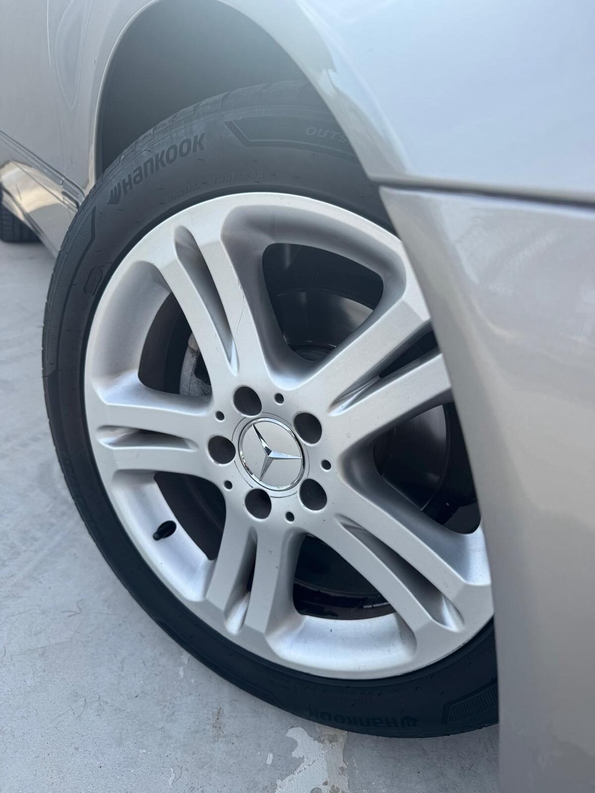 MERCEDES-BENZ E-class 220 CDI 