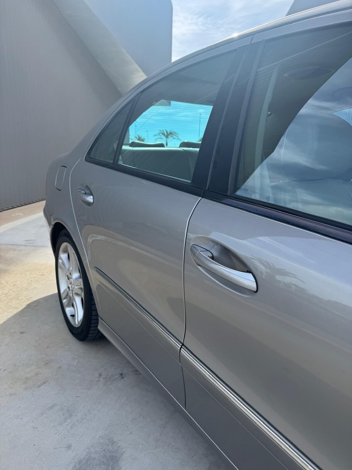 MERCEDES-BENZ E-class 220 CDI 