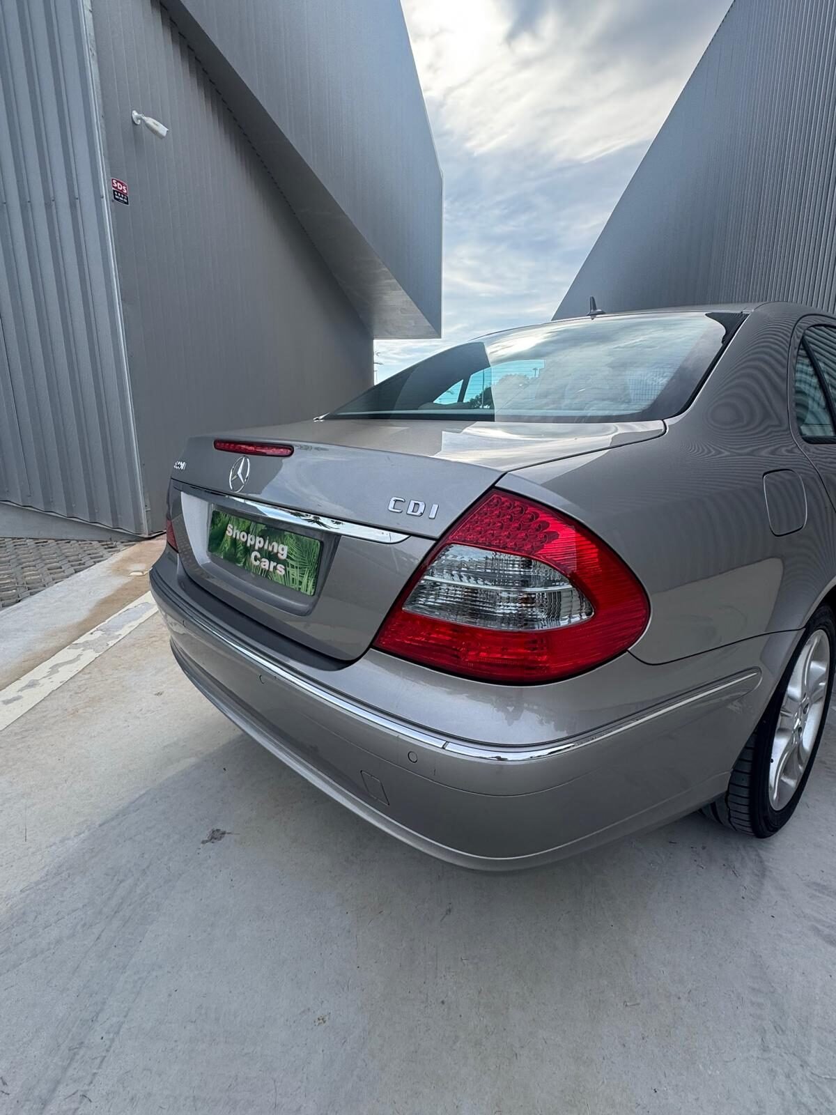 MERCEDES-BENZ E-class 220 CDI 