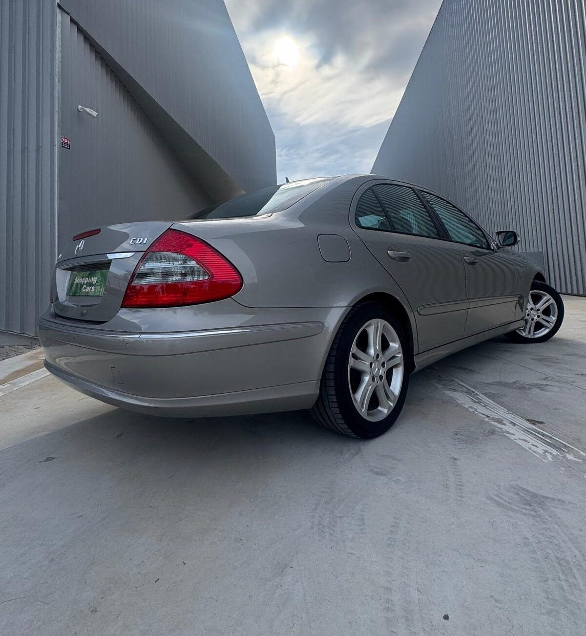 MERCEDES-BENZ E-class 220 CDI 