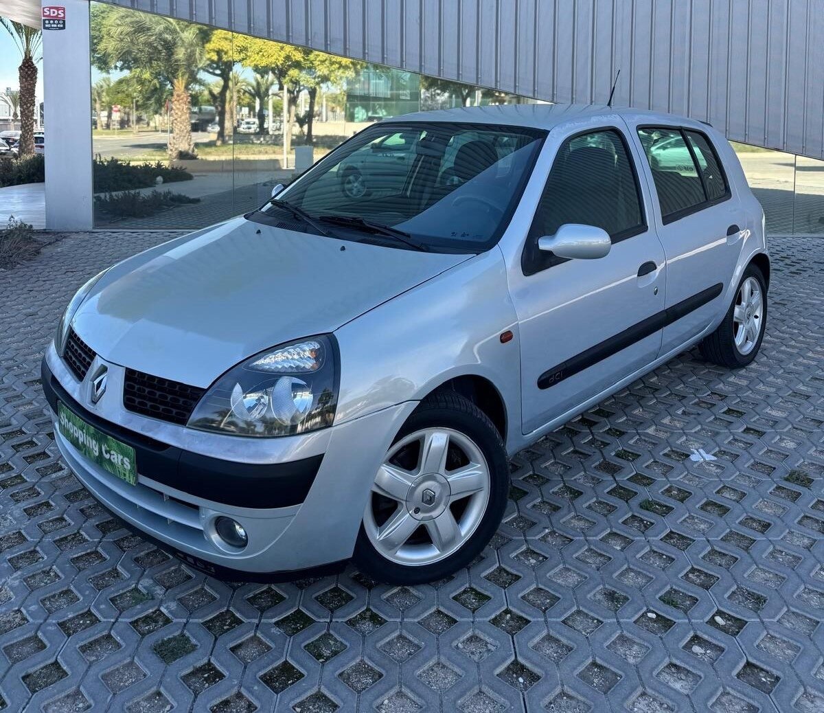 RENAULT clio 1.5 diesel