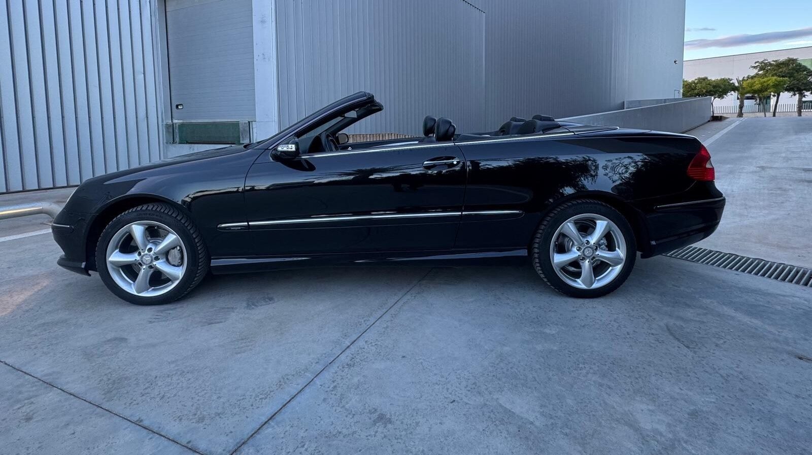 MERCEDES-BENZ 280 CABRIO