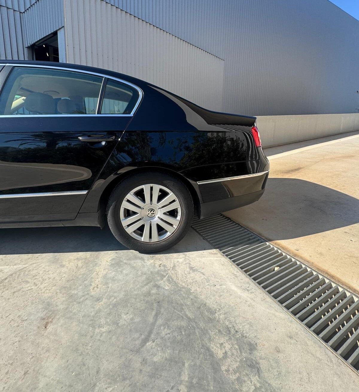 VOLKSWAGEN PASSAT 2.0FSI
