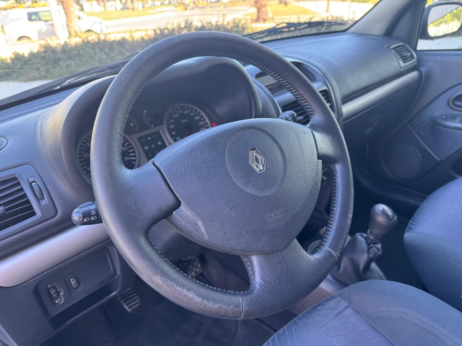 RENAULT clio 1.5 diesel
