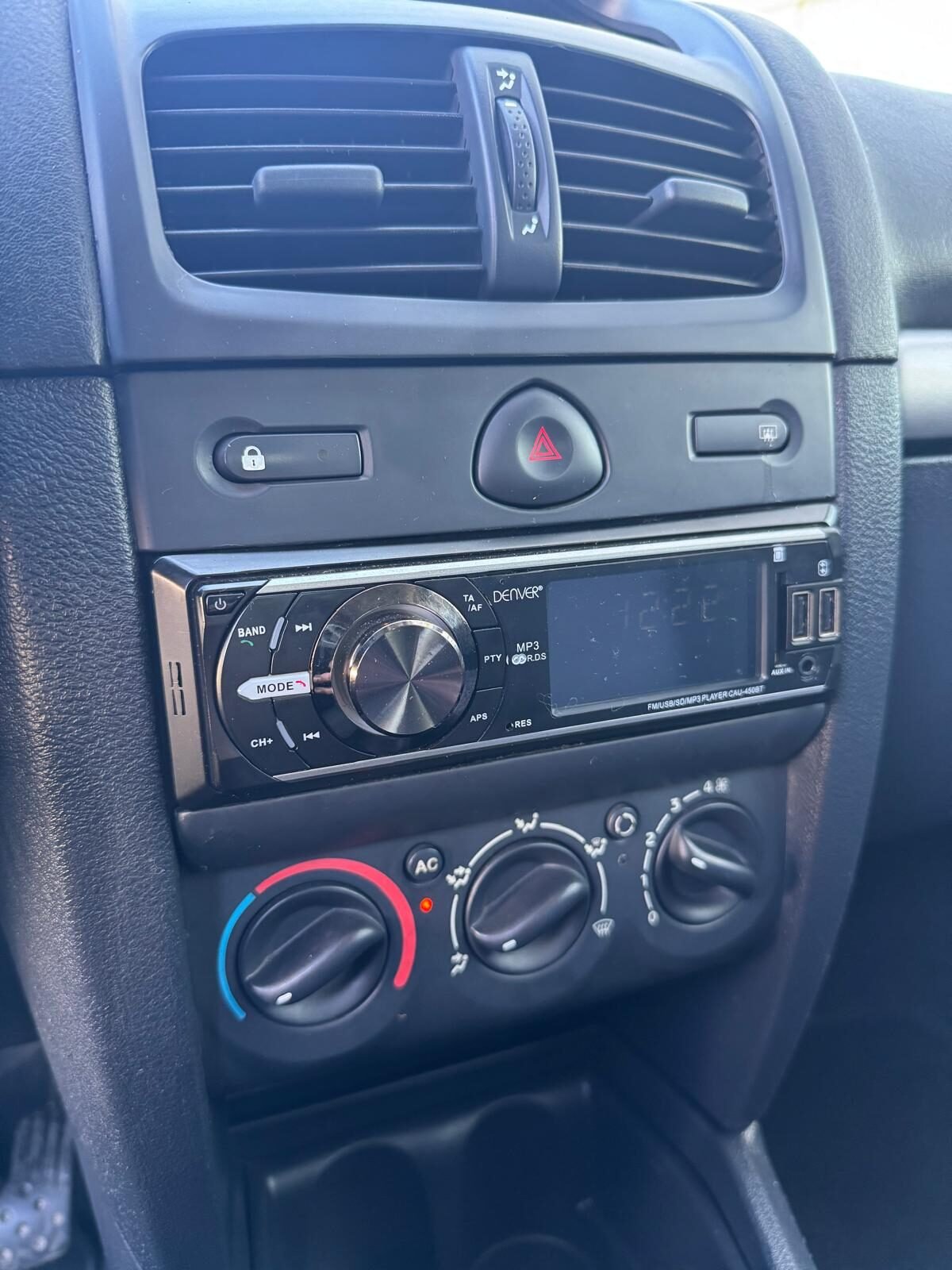 RENAULT clio 1.5 diesel