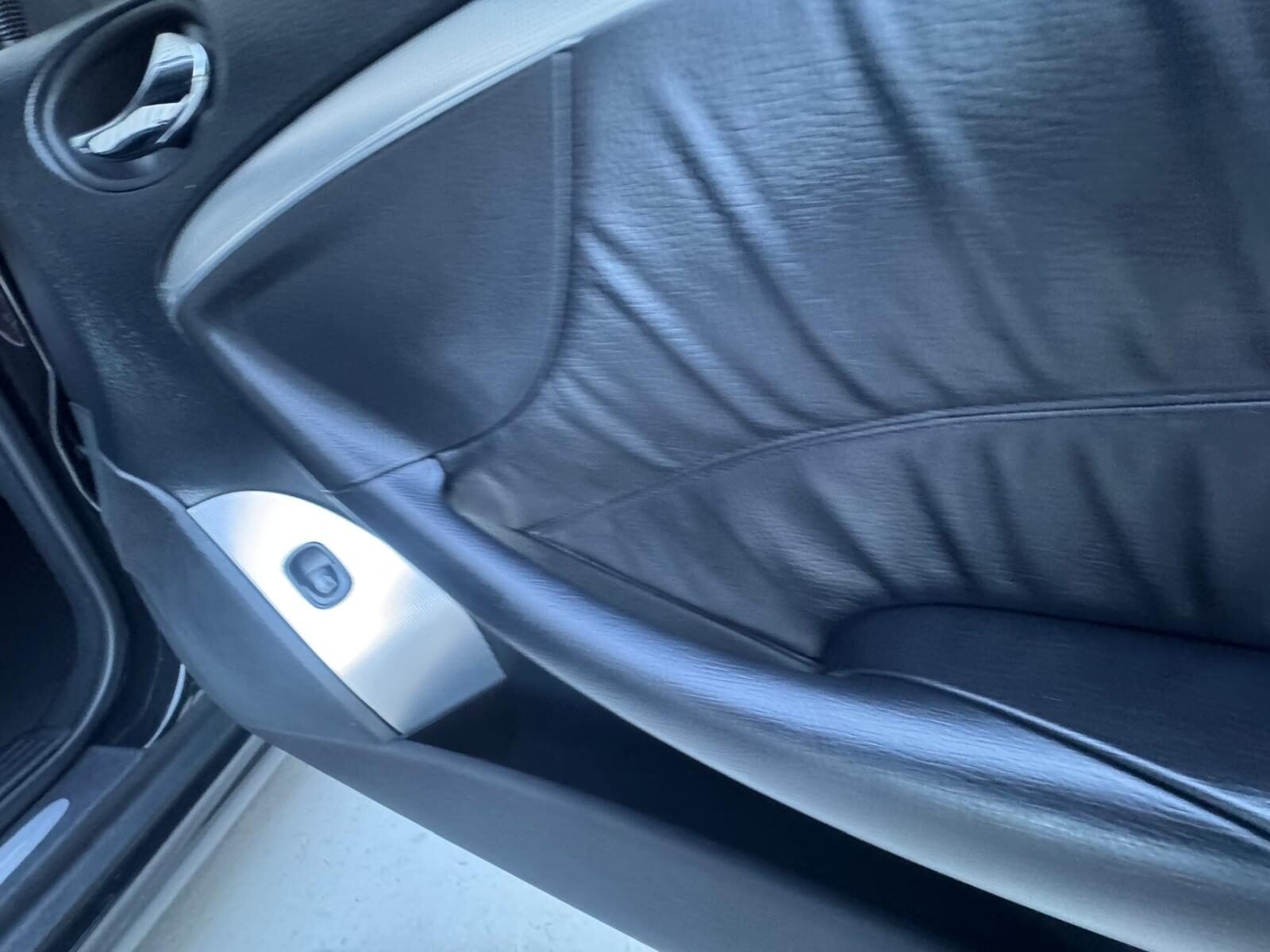 MERCEDES-BENZ 280 CABRIO