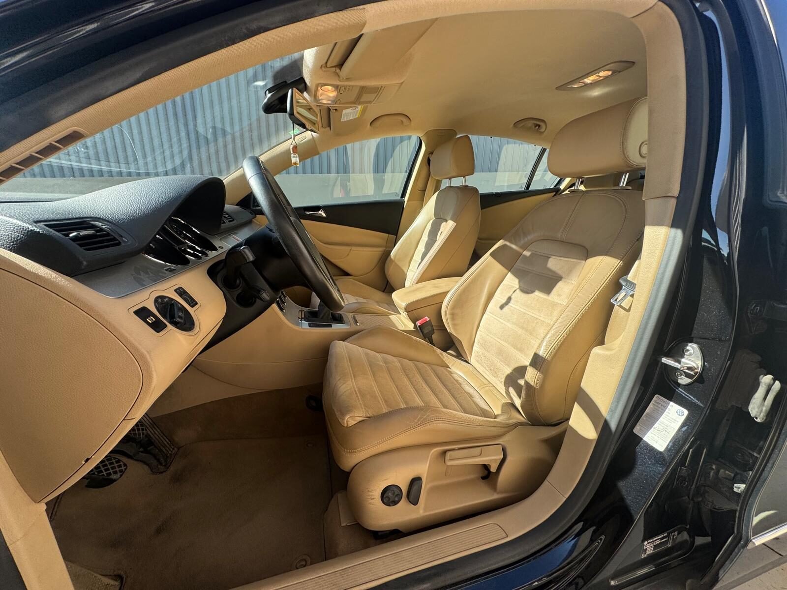 VOLKSWAGEN PASSAT 2.0FSI