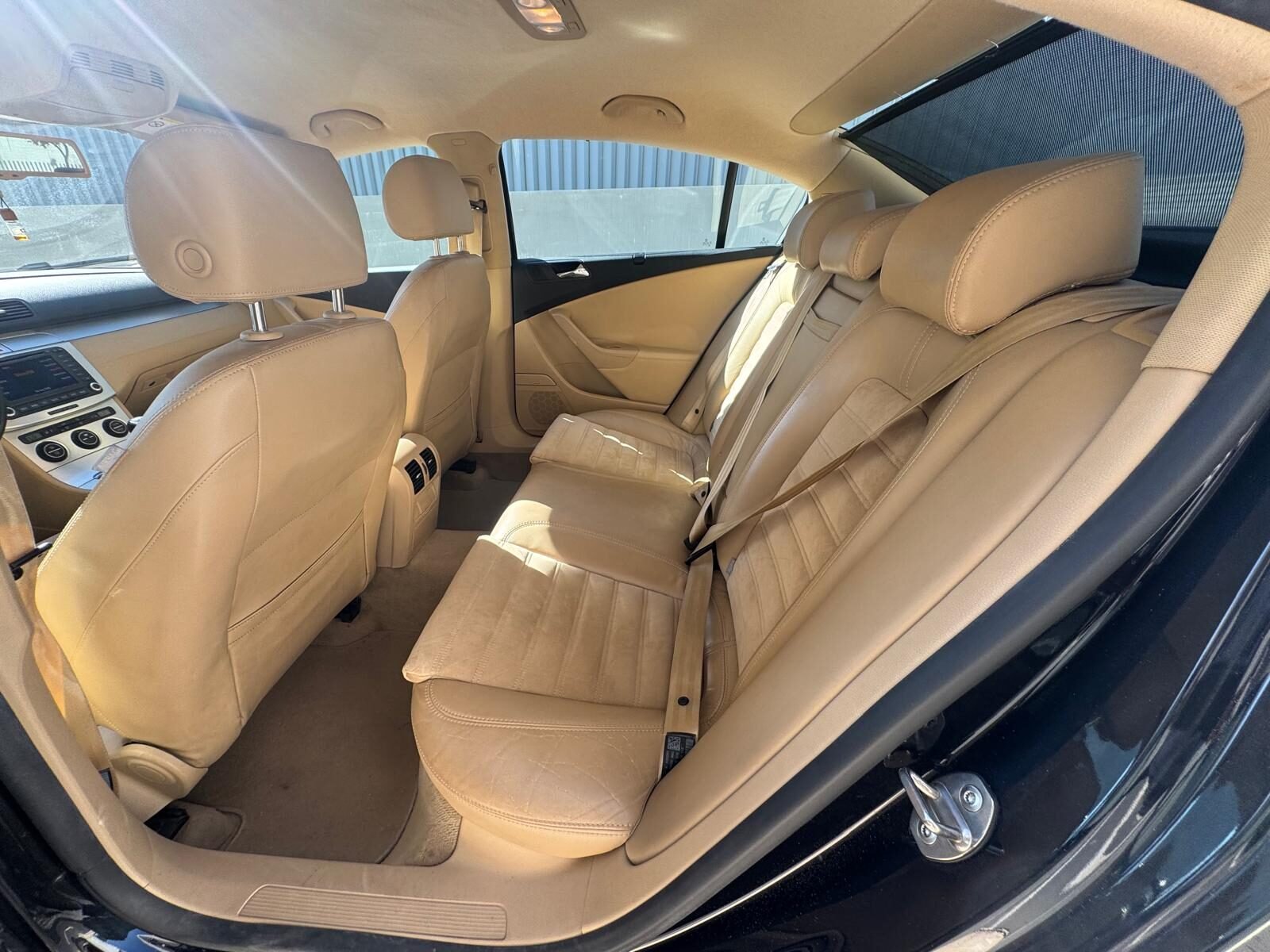 VOLKSWAGEN PASSAT 2.0FSI