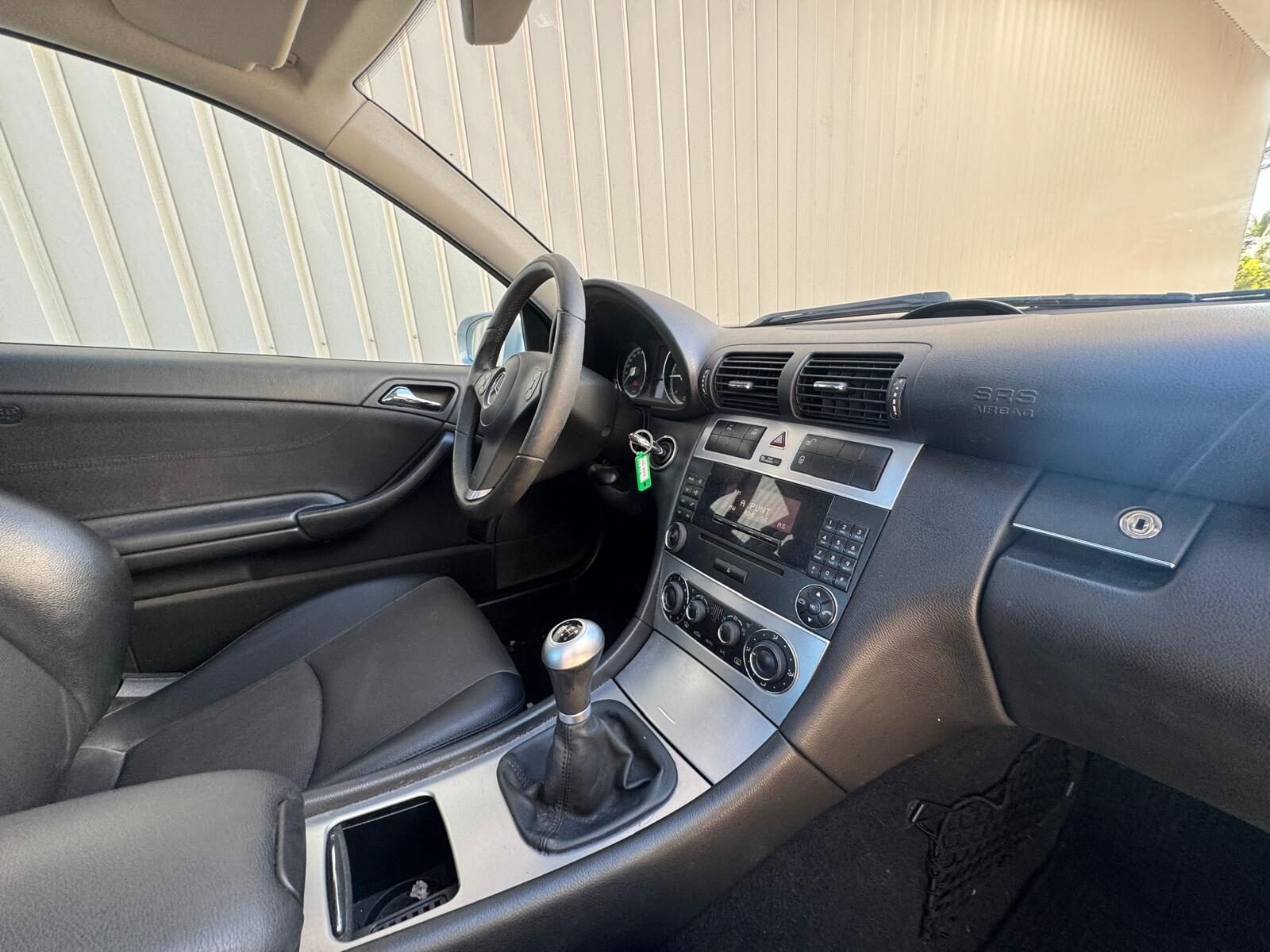 MERCEDES-BENZ CLC 220CDI