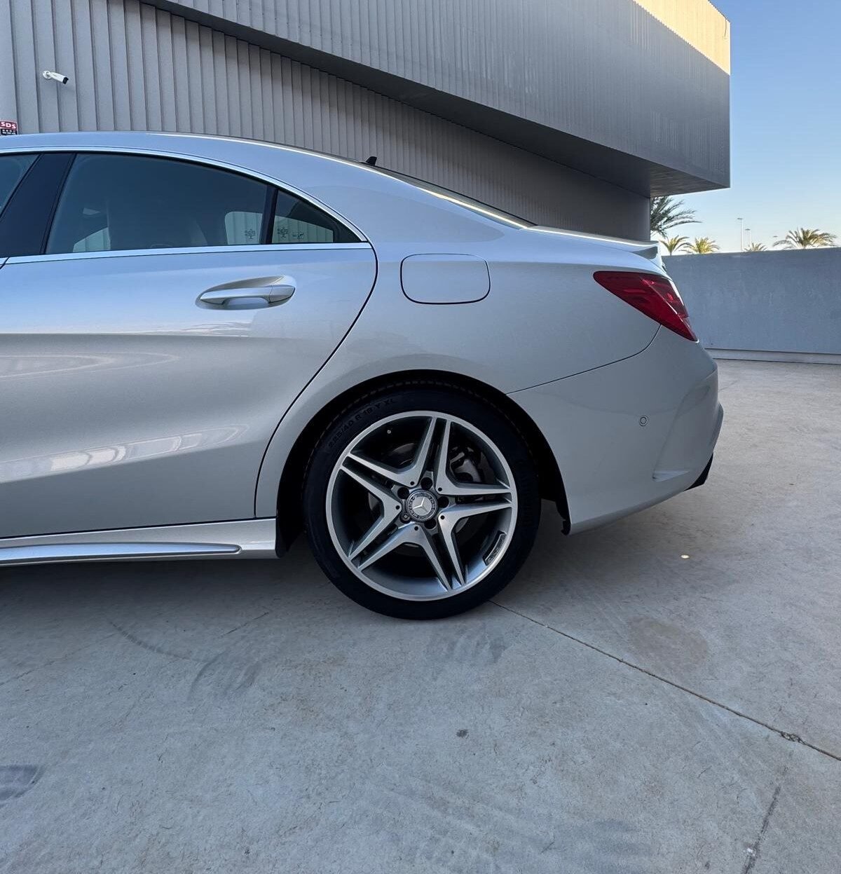 MERCEDES-BENZ CLA 220CDI AMG