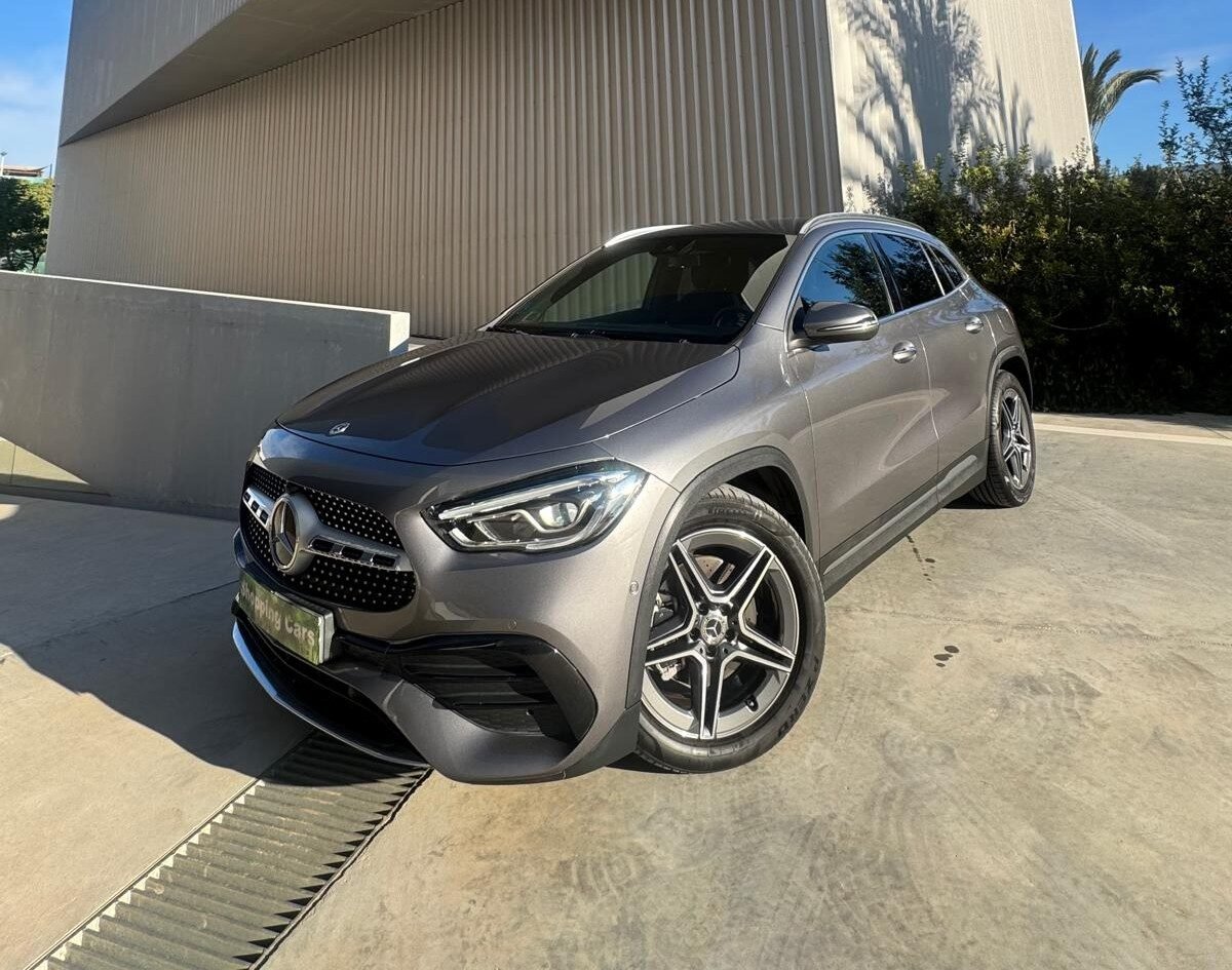MERCEDES-BENZ GLA 200CDI