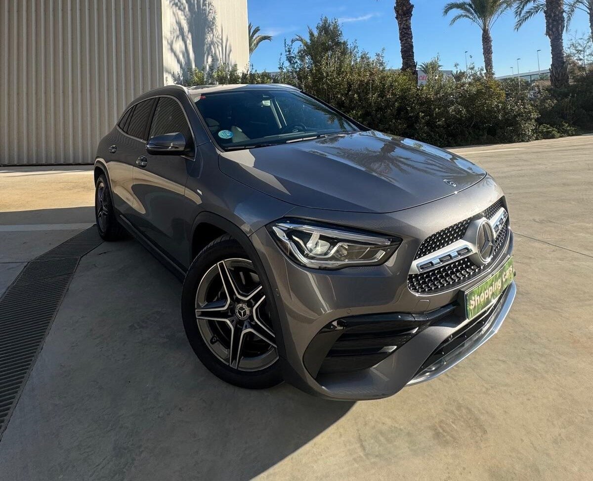 MERCEDES-BENZ GLA 200CDI