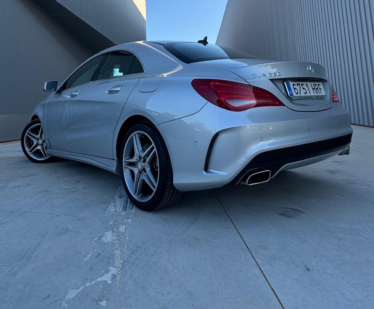 MERCEDES-BENZ CLA 220CDI AMG