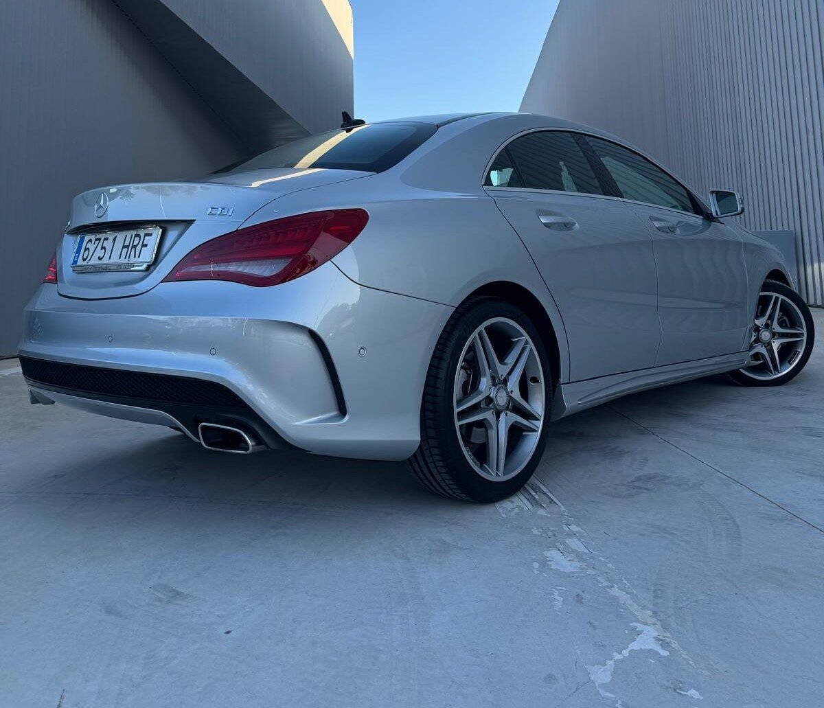 MERCEDES-BENZ CLA 220CDI AMG