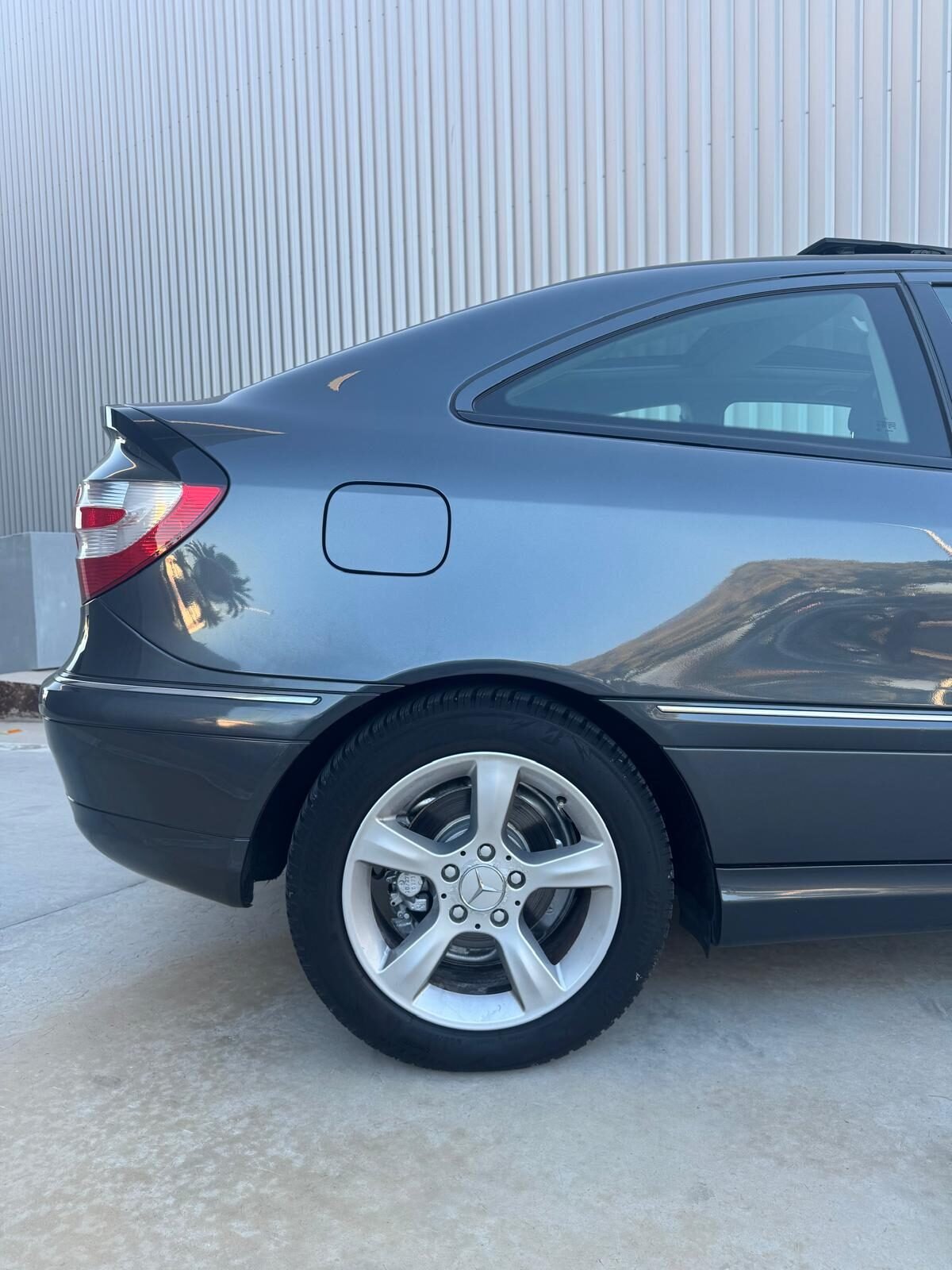 MERCEDES-BENZ SPORT COUPE 220 CDI 