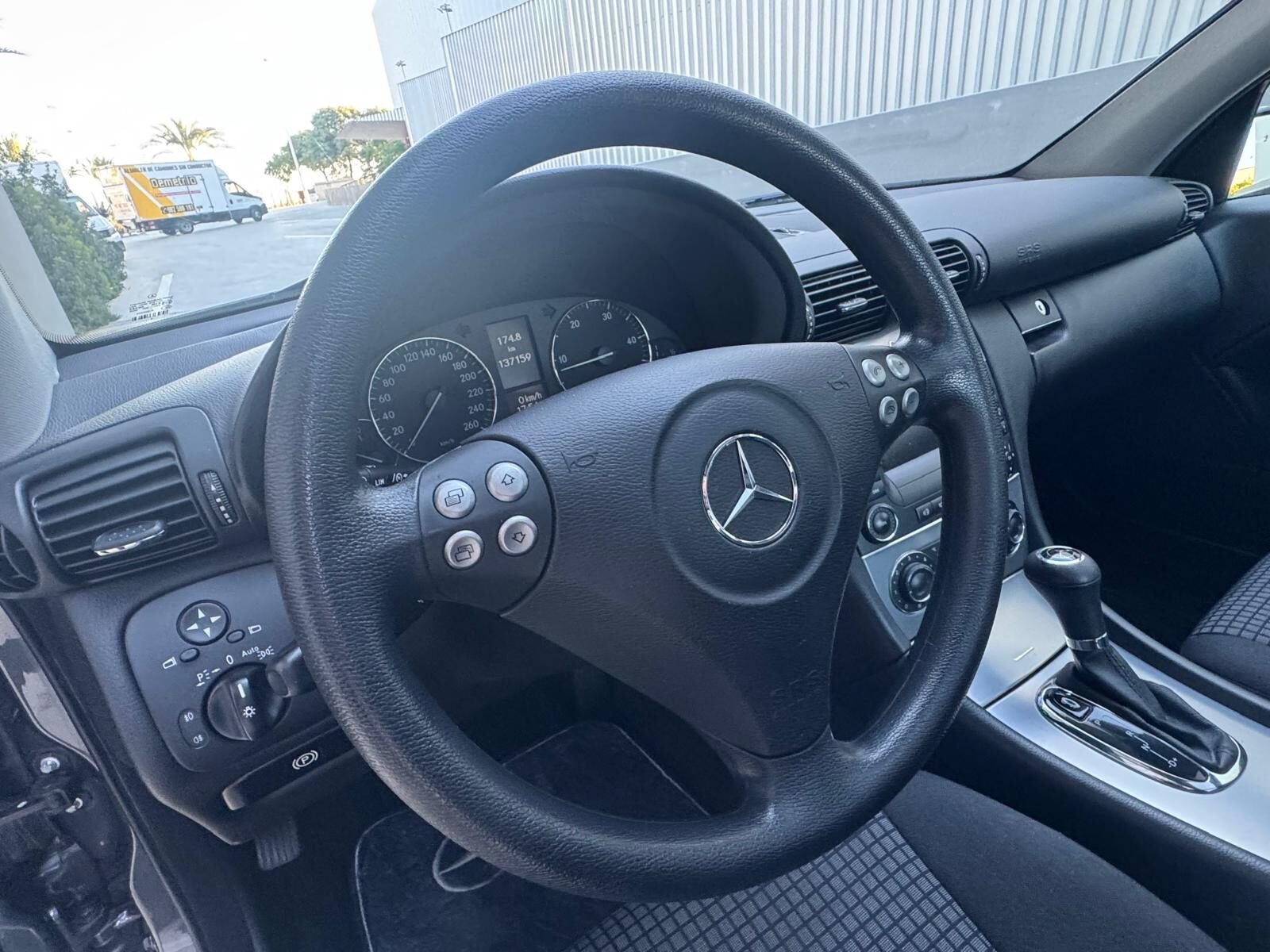 MERCEDES-BENZ SPORT COUPE 220 CDI 