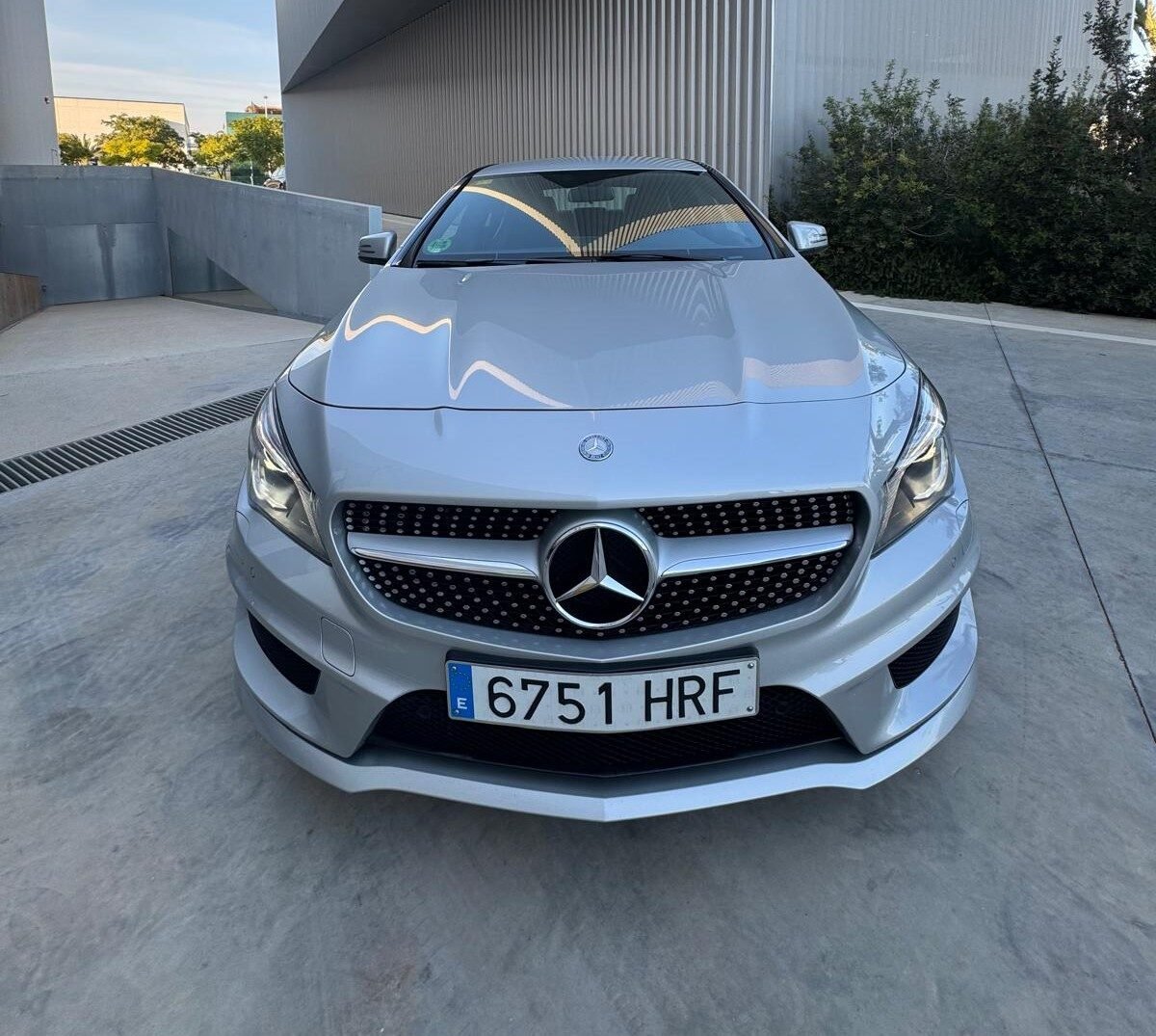 MERCEDES-BENZ CLA 220CDI AMG