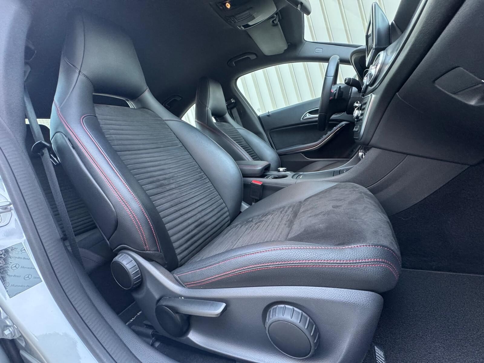 MERCEDES-BENZ CLA 220CDI AMG