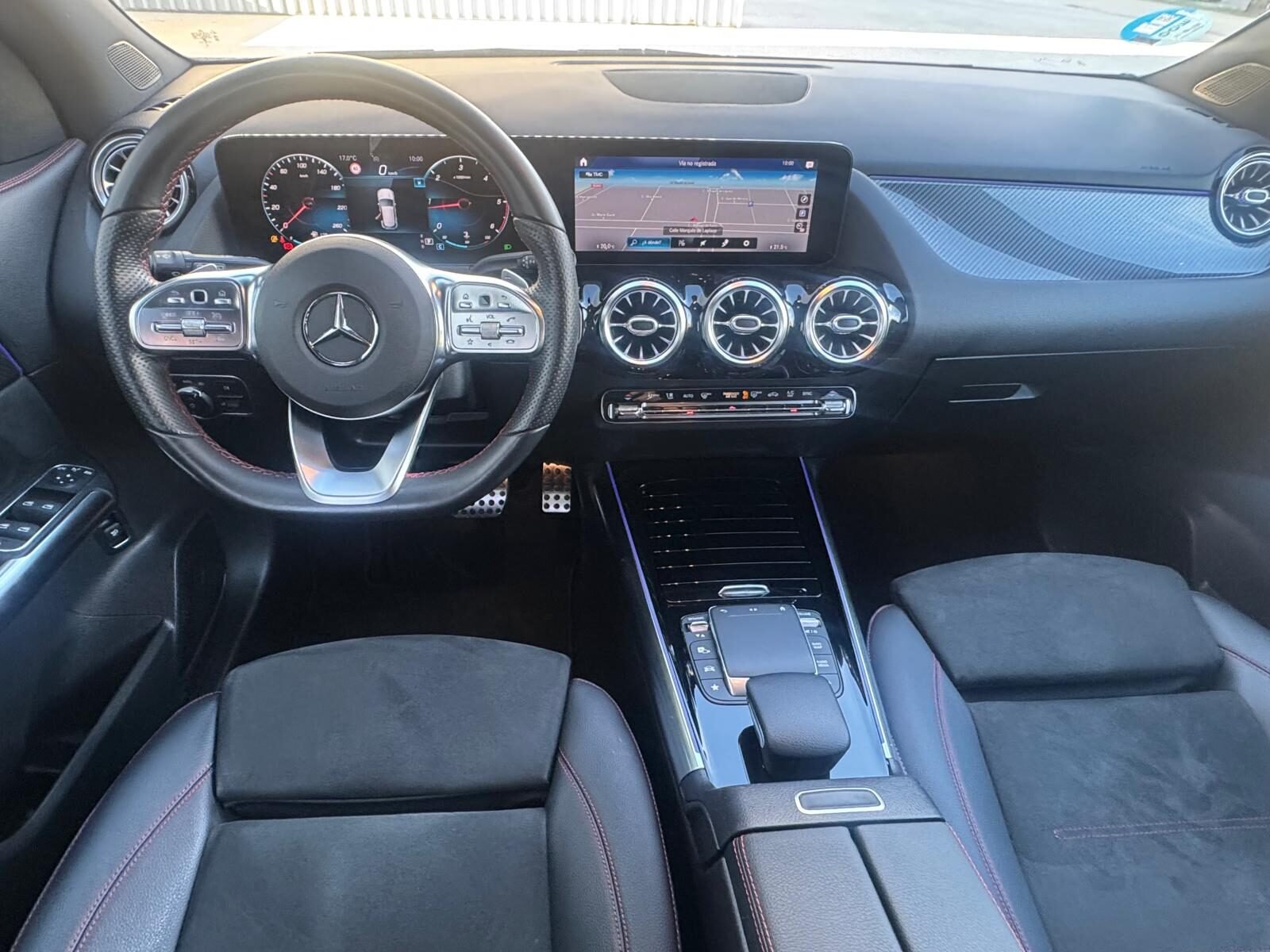 MERCEDES-BENZ GLA 200CDI