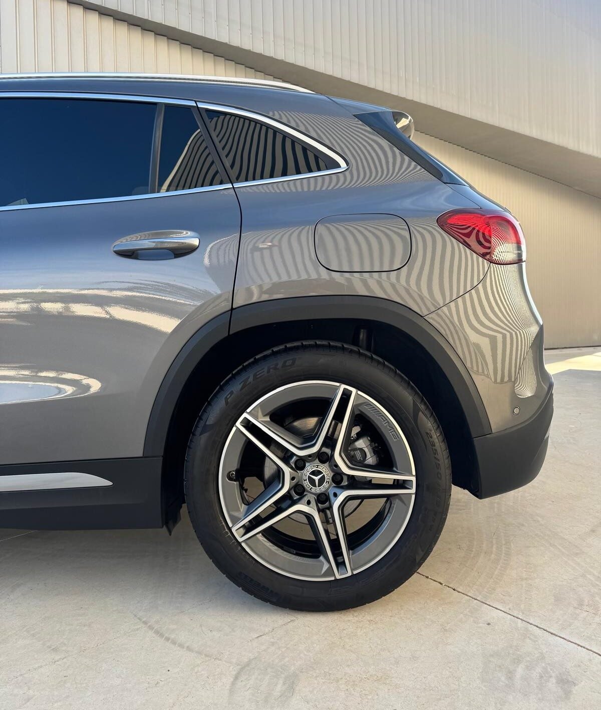 MERCEDES-BENZ GLA 200CDI