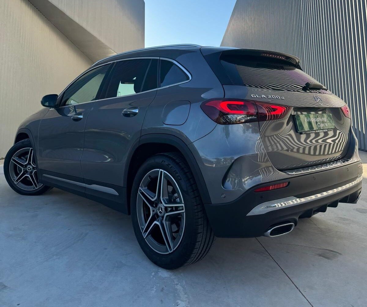 MERCEDES-BENZ GLA 200CDI