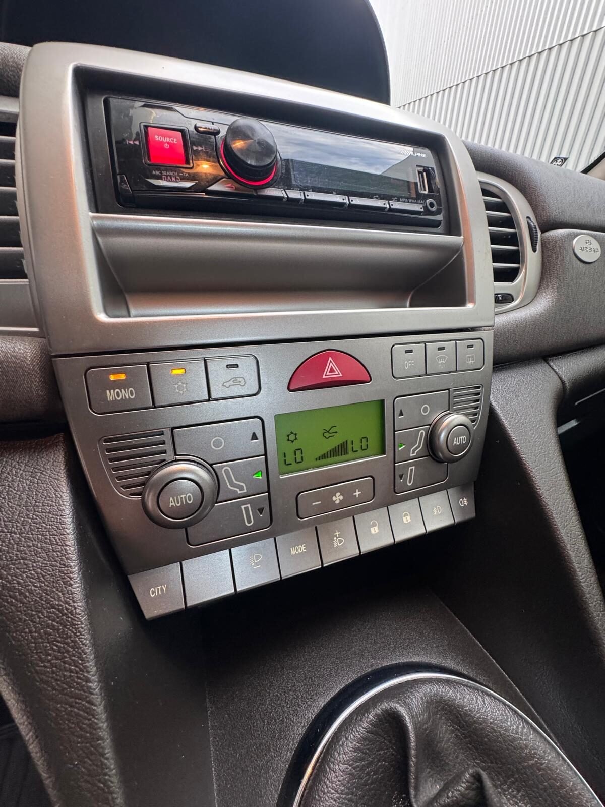 DACIA YPSION 1.3 DIESEL 