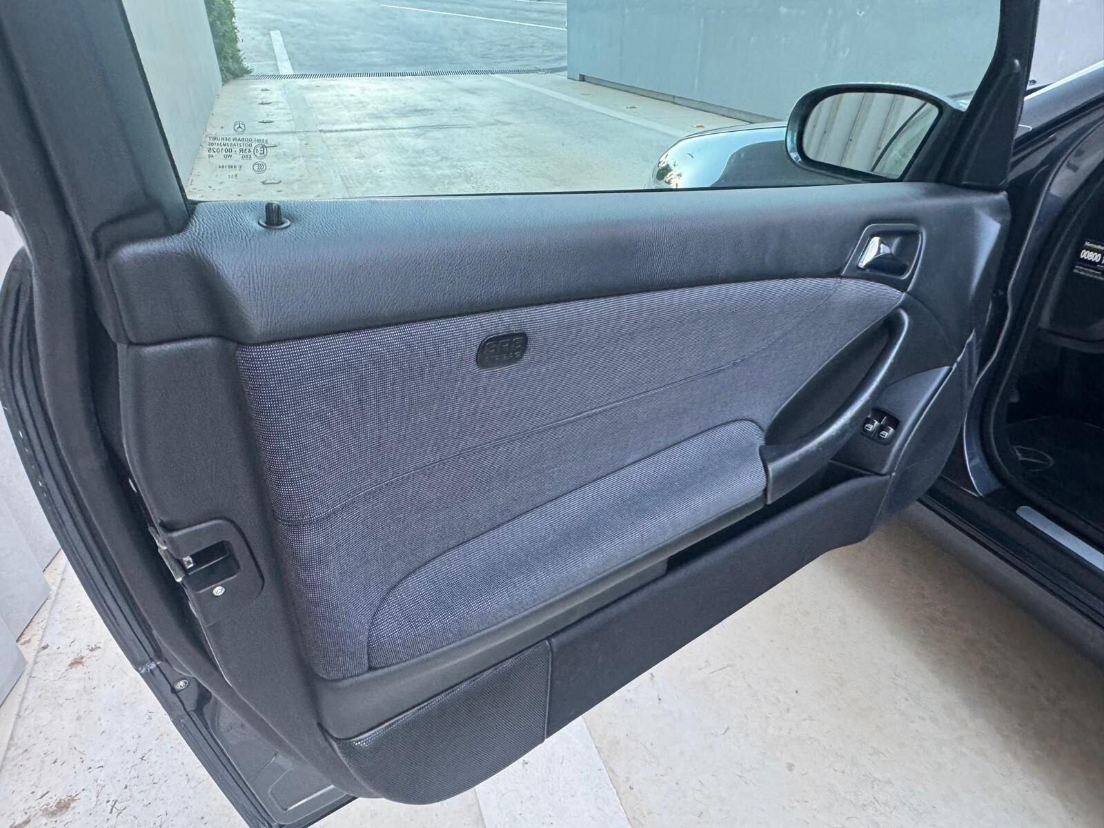 MERCEDES-BENZ SPORT COUPE 220 CDI 