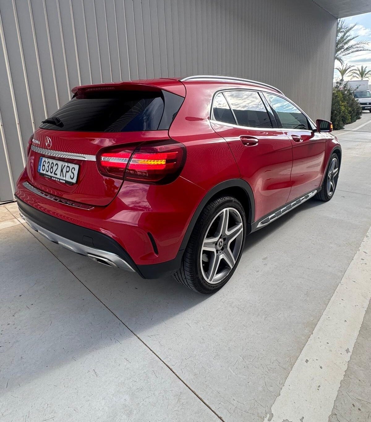 MERCEDES-BENZ GLA 200CDI