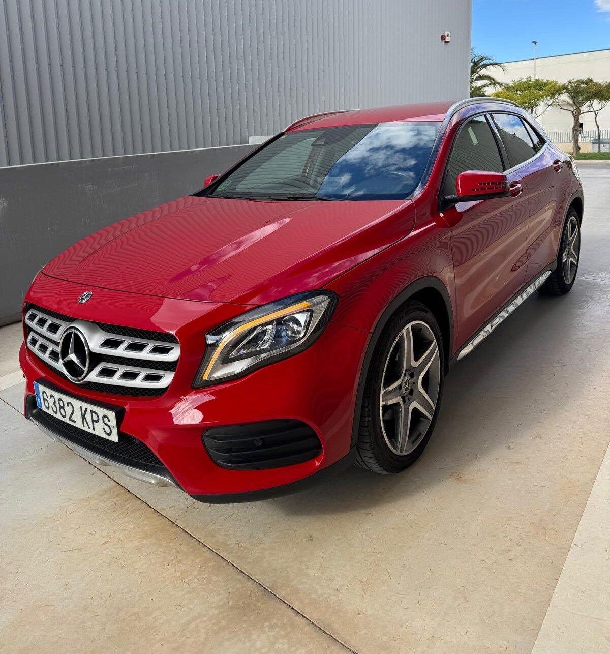 MERCEDES-BENZ GLA 200CDI