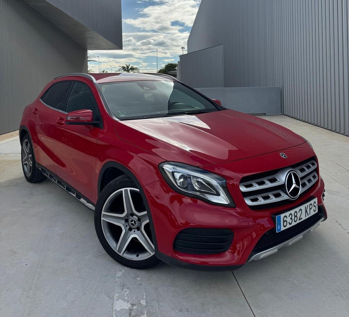 MERCEDES-BENZ GLA 200CDI