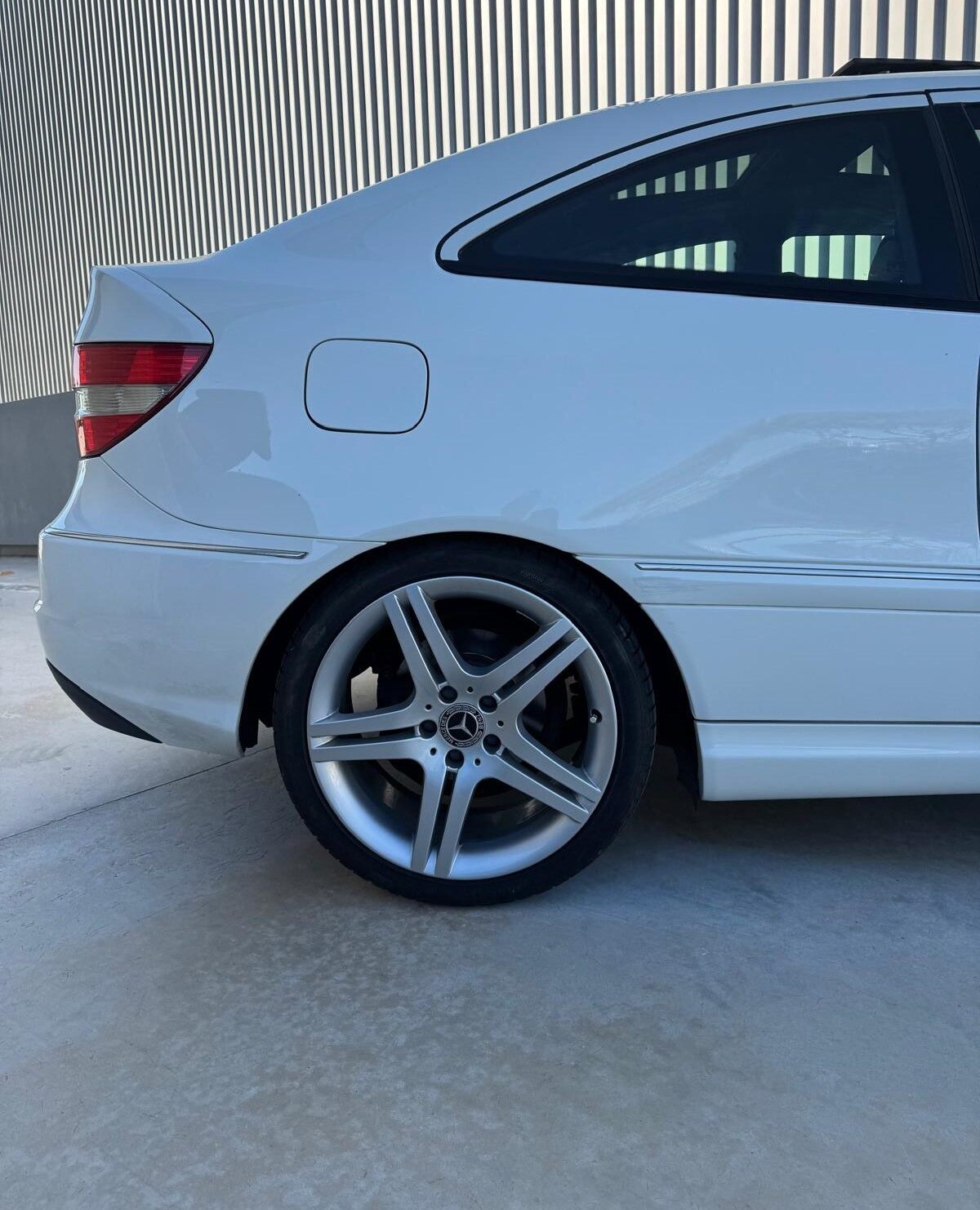 MERCEDES-BENZ CLC 220 CDI 