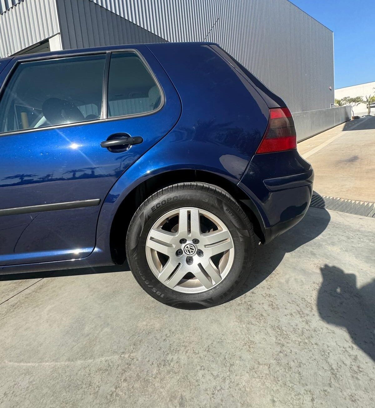 VOLKSWAGEN GOLF 1.9TDI