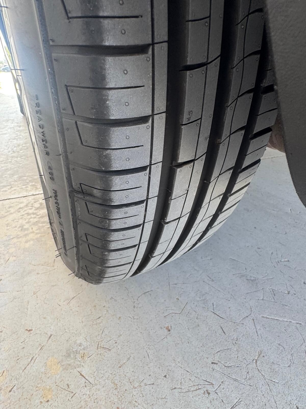 VOLKSWAGEN GOLF 1.9TDI