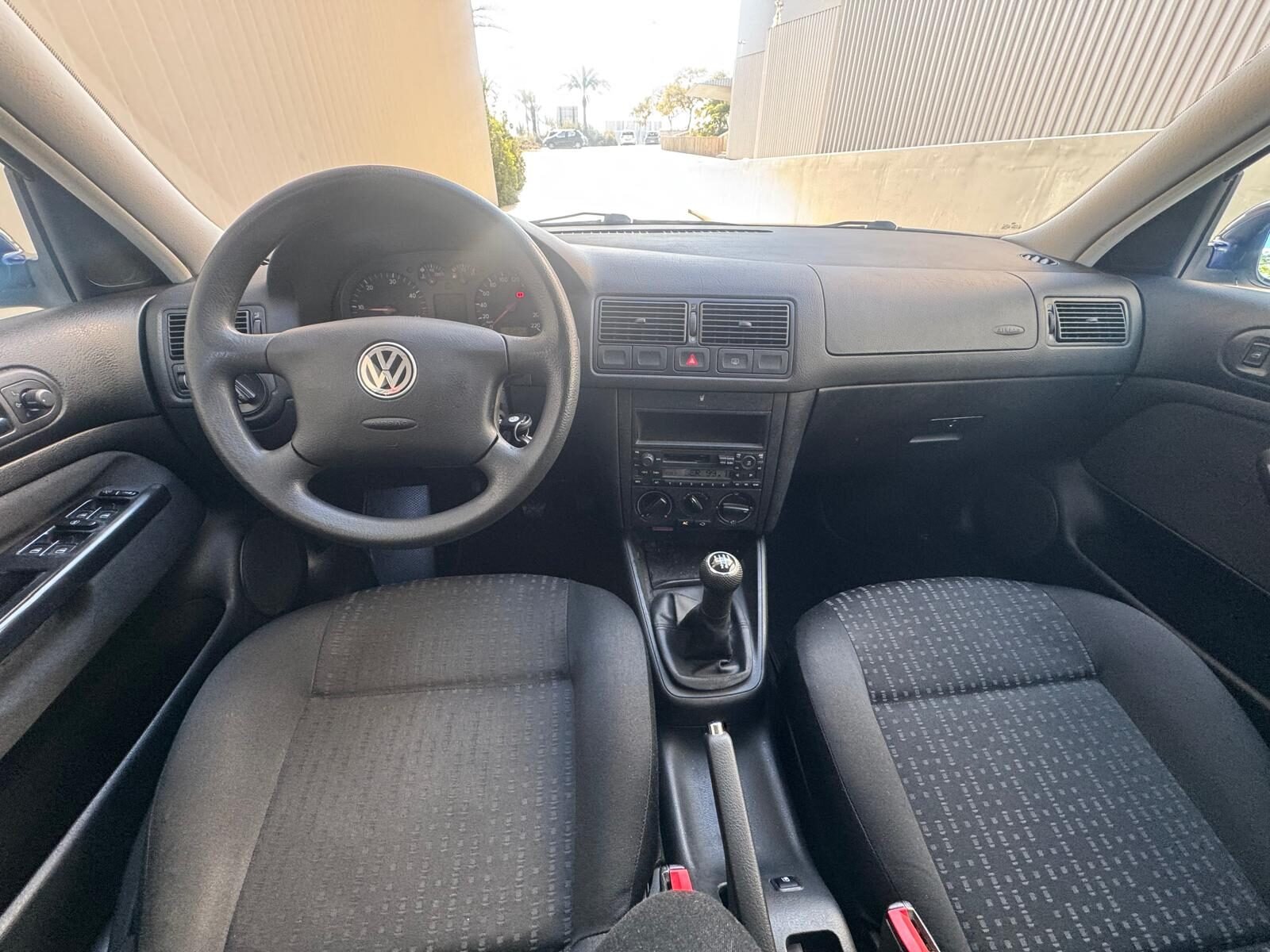 VOLKSWAGEN GOLF 1.9TDI