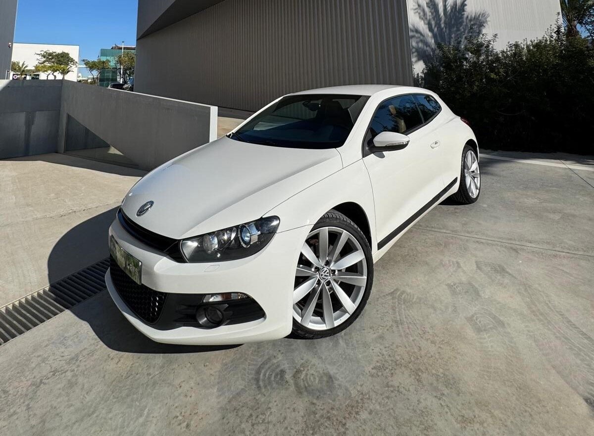 VOLKSWAGEN SCIROCCO 2.0 TDI 140CV