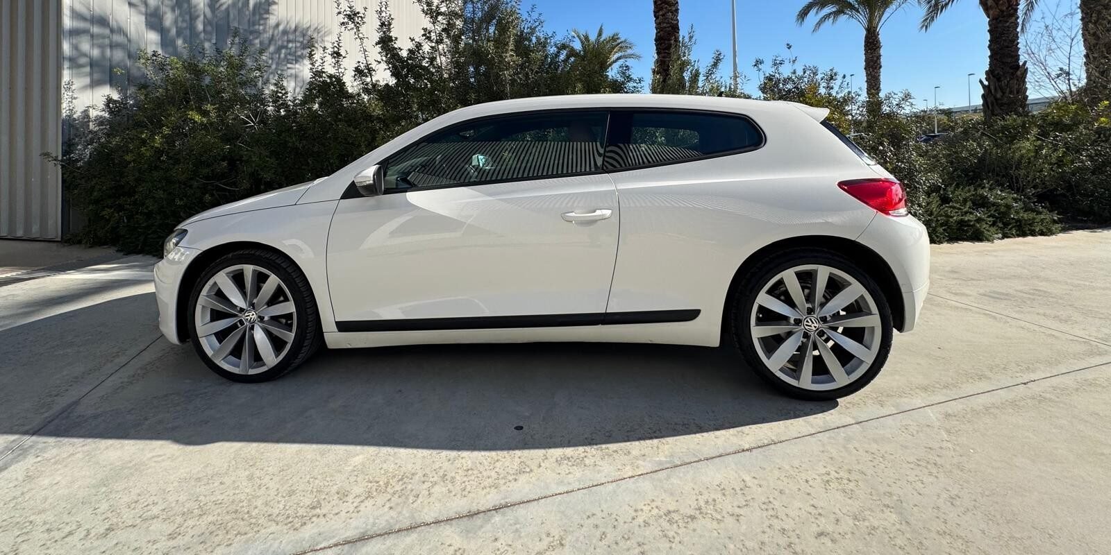 VOLKSWAGEN SCIROCCO 2.0 TDI 140CV