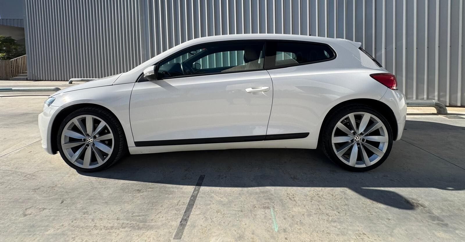 VOLKSWAGEN SCIROCCO 2.0 TDI 140CV