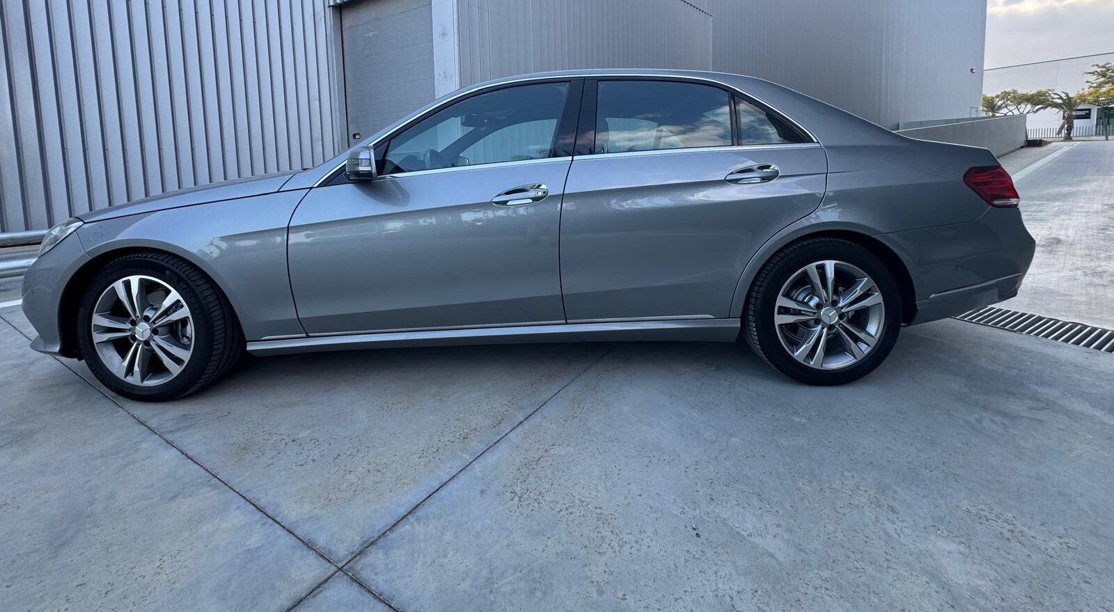 MERCEDES-BENZ Clase E 220 CDI 