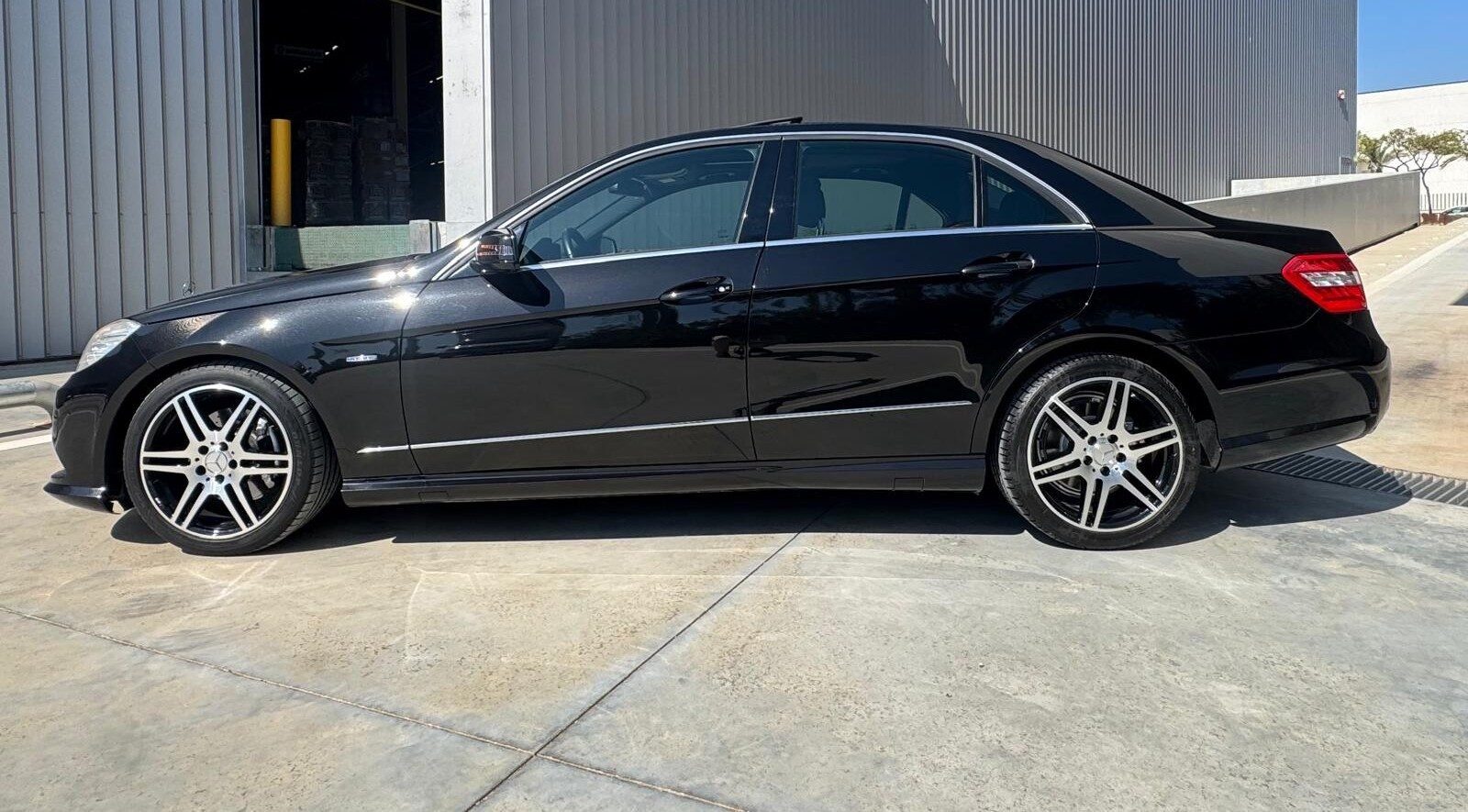 MERCEDES-BENZ Clase E 350 CGI AMG