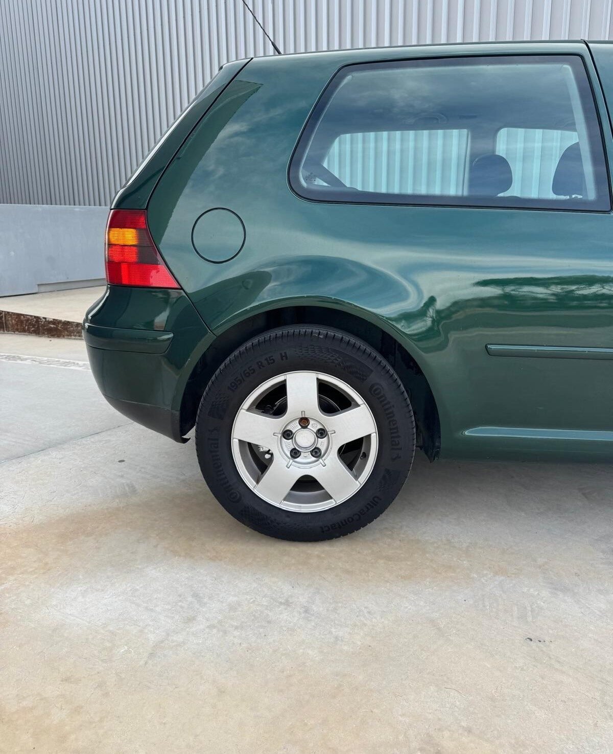 VOLKSWAGEN GOLF 1.9TDI 100CV